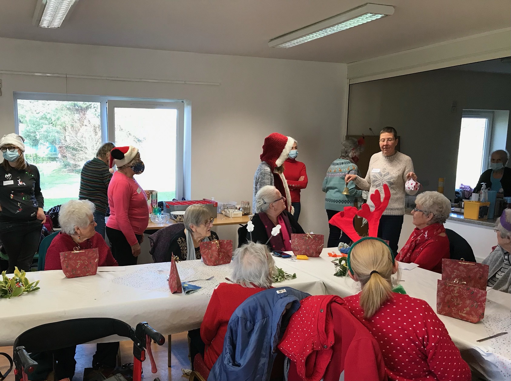 Christmas lunch club photo 2